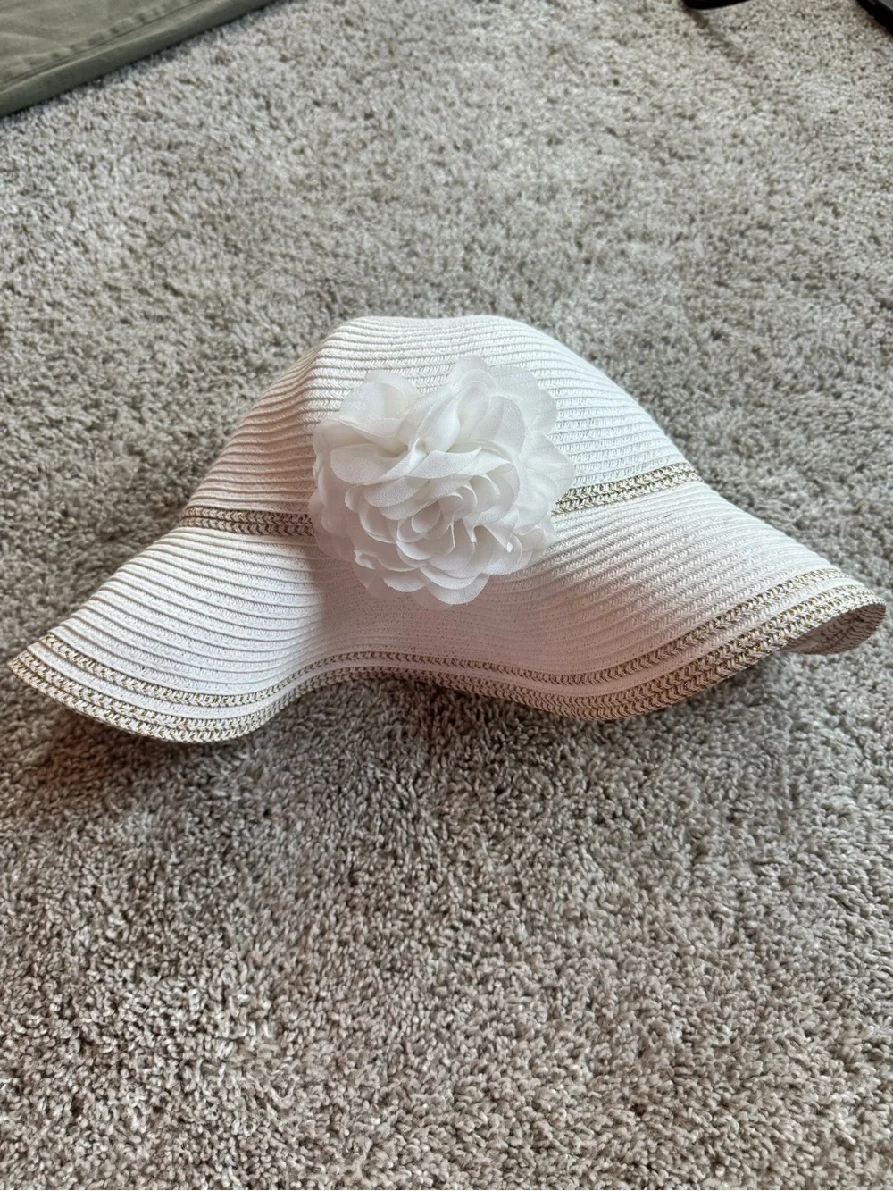 Gymboree Girls White Floppy Sun Hat Size 4T-5T Flower Wide Brim Beach Hat